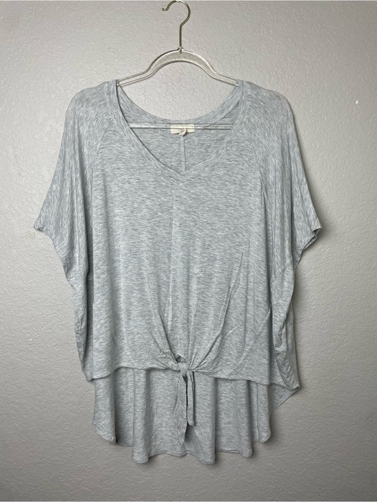 Cupio Tops - Cupio Light Gray Oversized V-Neck Tie-Front Tunic Top Size XL